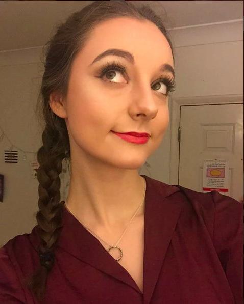 25P Comment What to Do to the Greatest Teen Instagram Slut