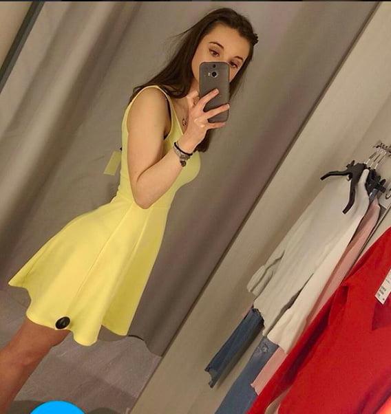 25P Comment What to Do to the Greatest Teen Instagram Slut