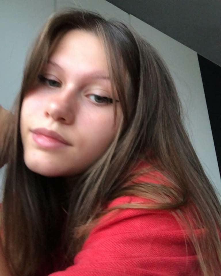 25P Teen slut Lisa Dorethy from UK Exposed.