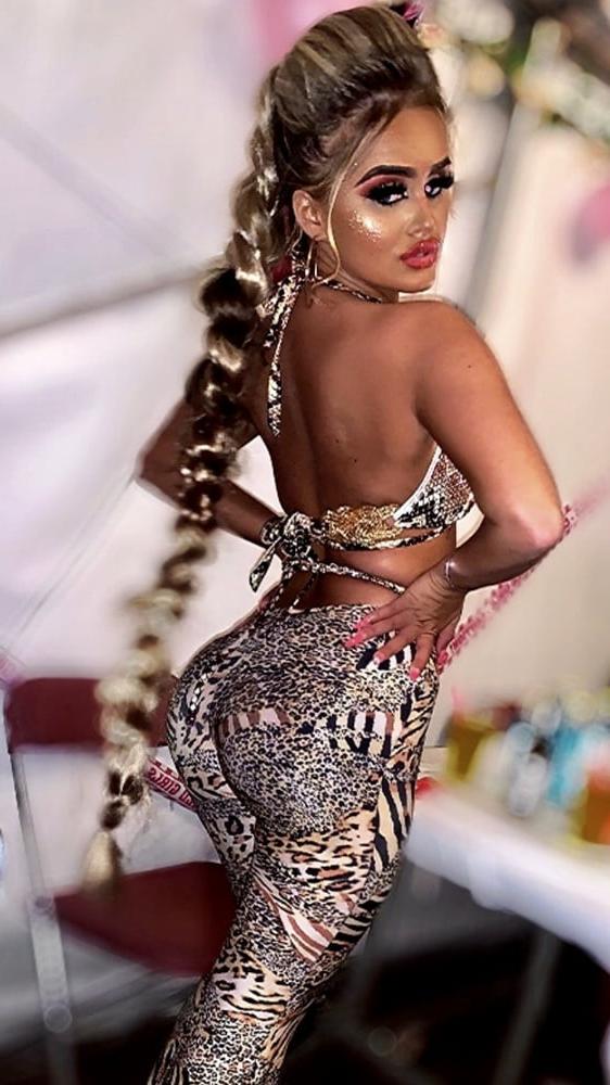 25P Naomi Quilligan Gypsy Slut