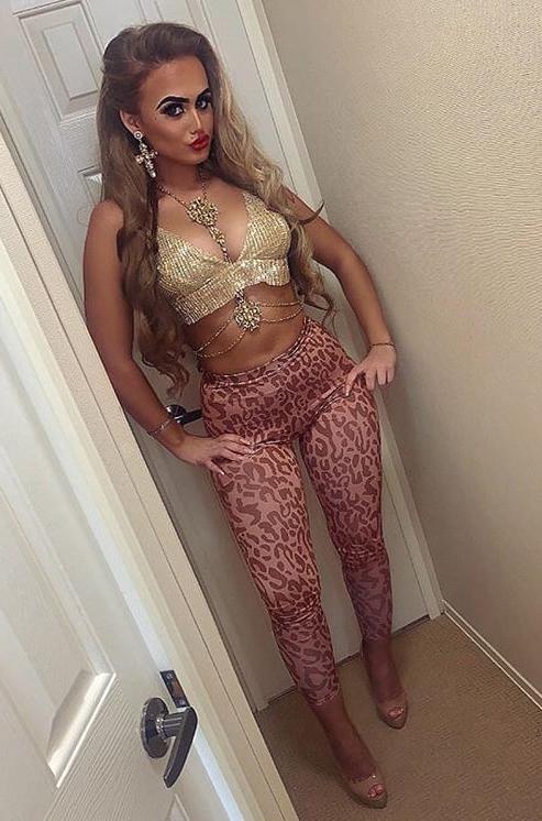 25P Naomi Quilligan Gypsy Slut