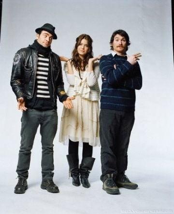 19P Mandy Moore - Dedication Cast Portraits (2007)
