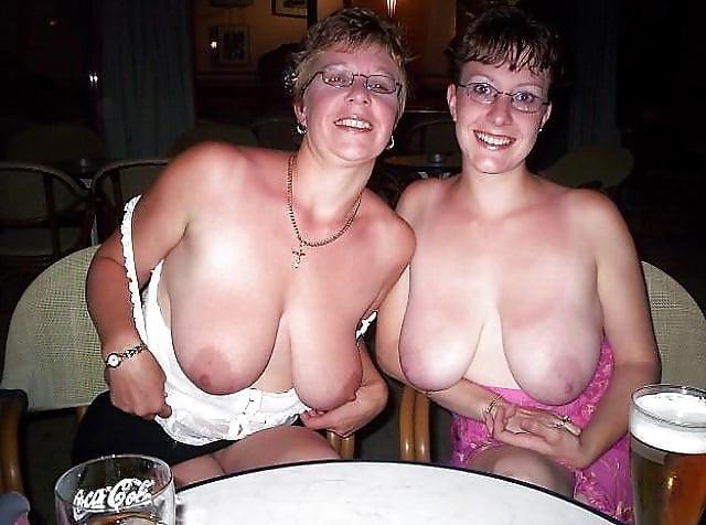 25P Madres E Hijas Desnudas ( Moms &amp; Daugs Nudes)