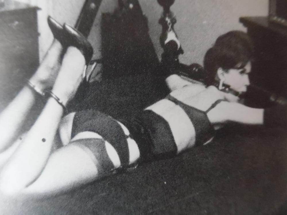 19P Vintage Female Bondage 1970-1980 2