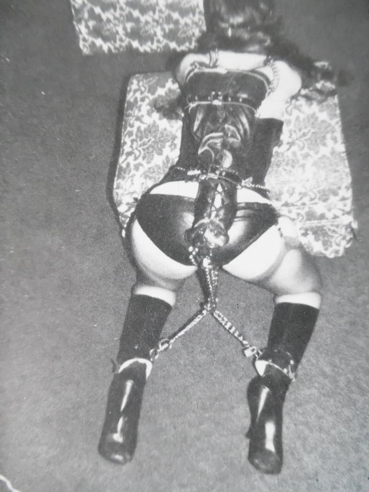 19P Vintage Female Bondage 1970-1980 2