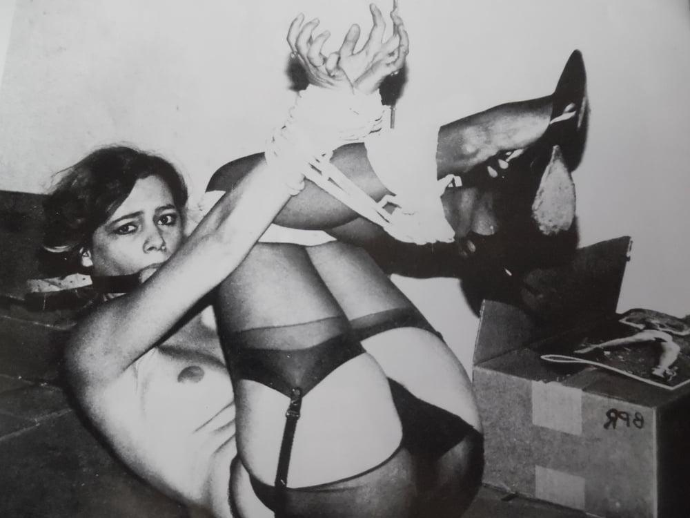 19P Vintage Female Bondage 1970-1980 2