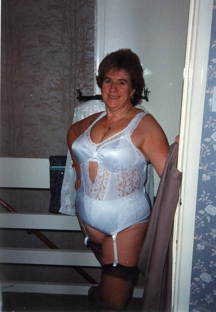 25P GILF MIX 9