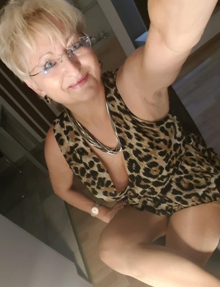 25P Sexy german dating bitches