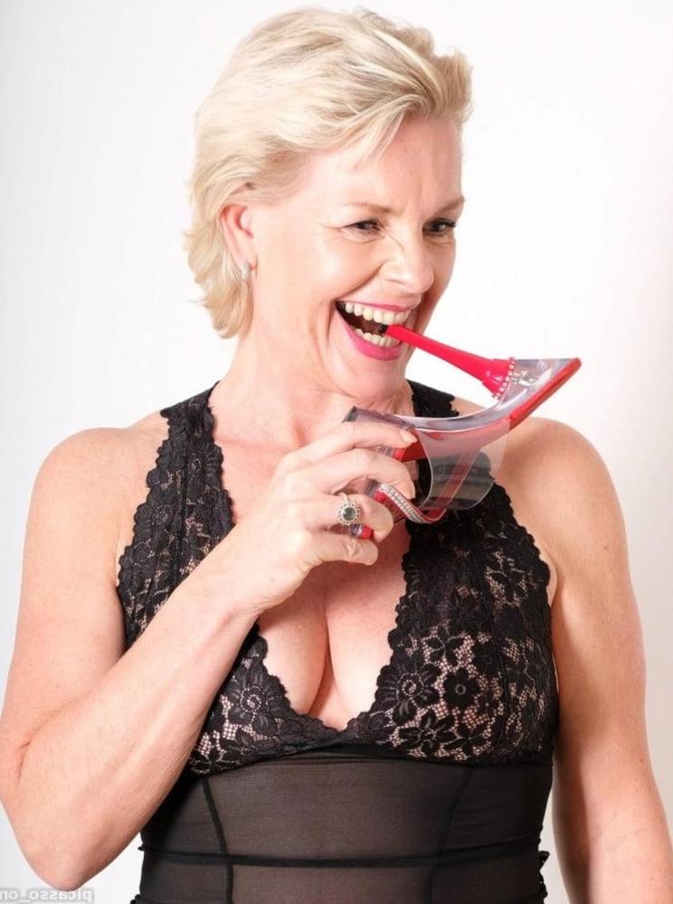 25P Sexy german dating bitches