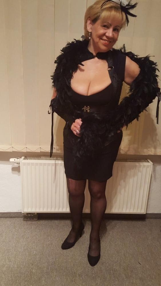 25P Sexy german dating bitches