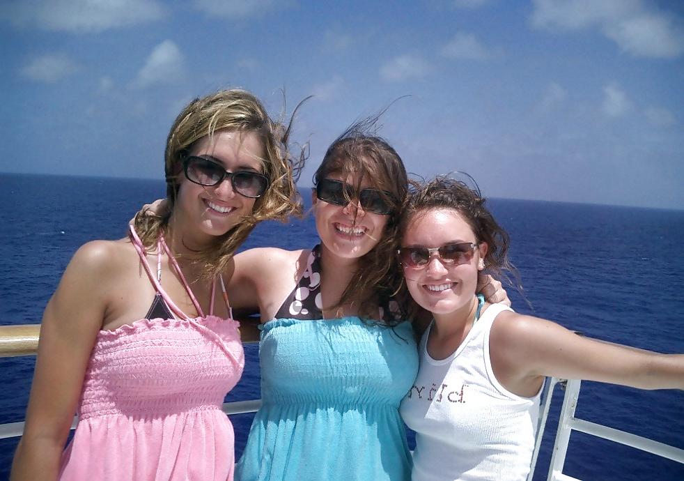 25P The Best Of Busty Teens - Edition 110