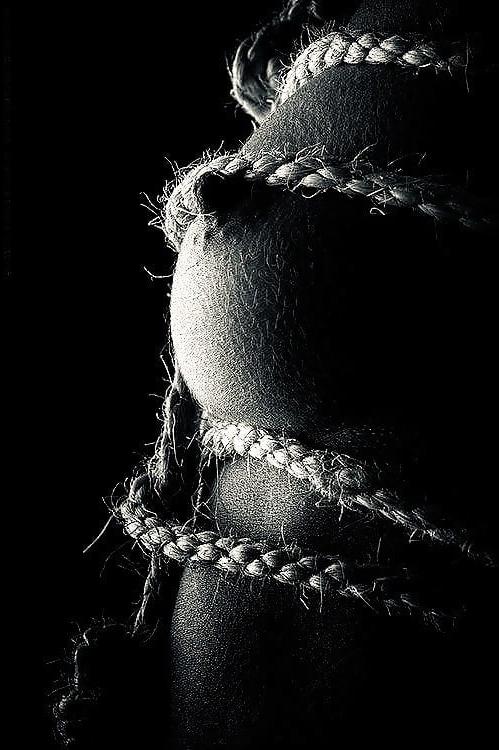 25P b(. Y .)bs bondage 4