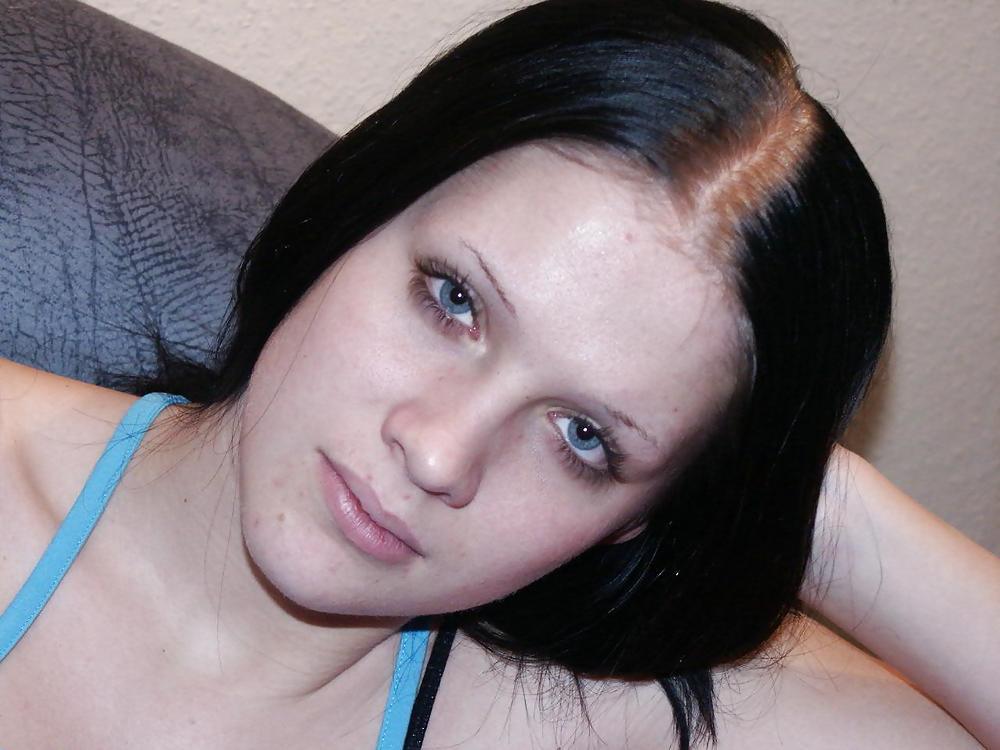25P BEAUTIFUL AMATEUR TEEN FROM BERLIN VIII