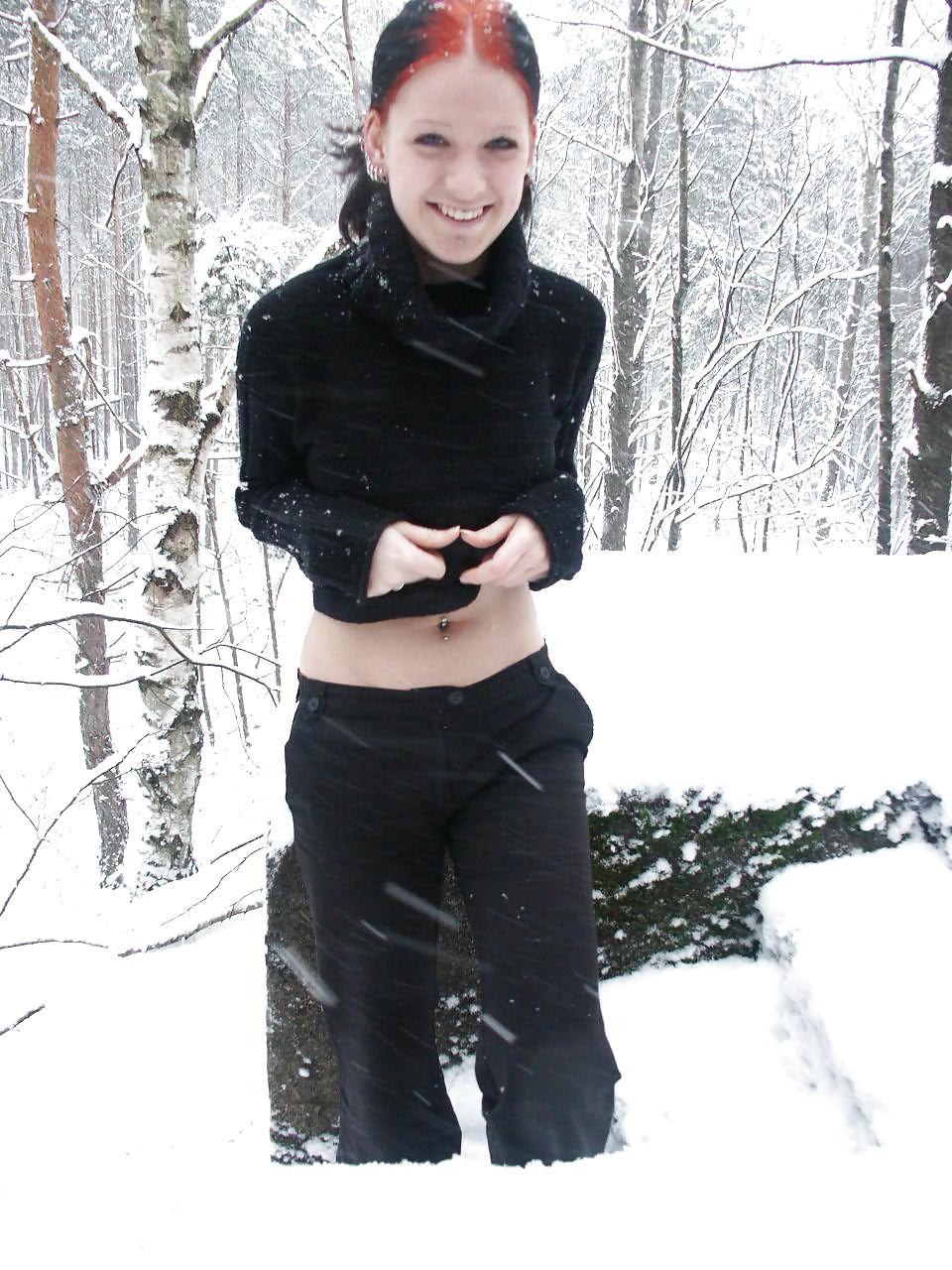 25P BEAUTIFUL AMATEUR TEEN FROM BERLIN X