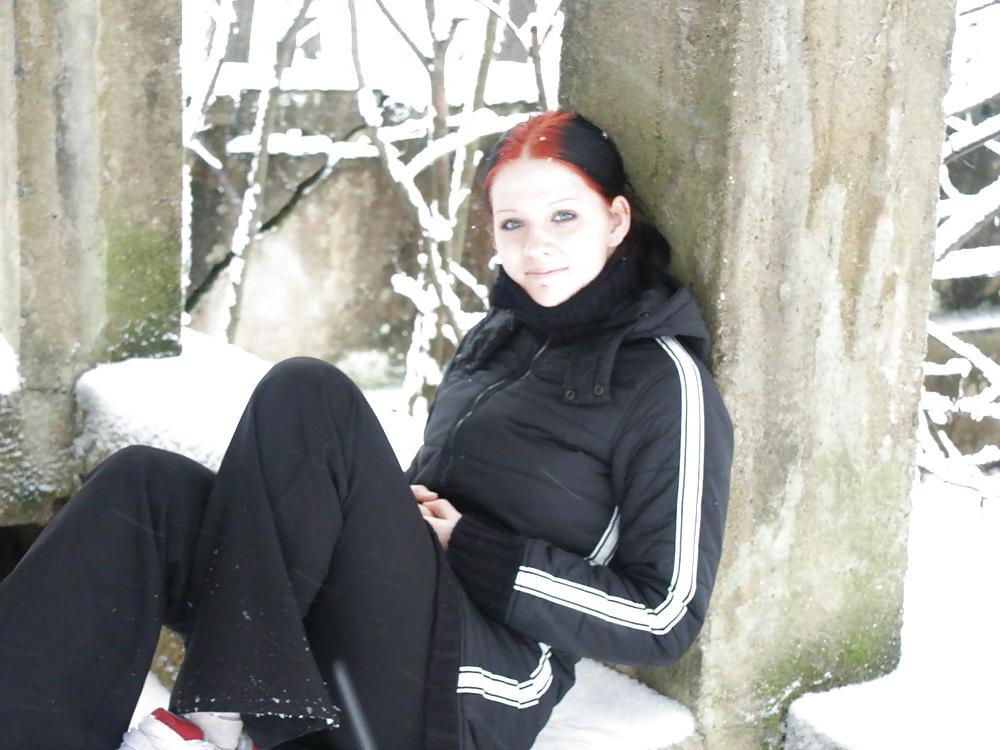 25P BEAUTIFUL AMATEUR TEEN FROM BERLIN X