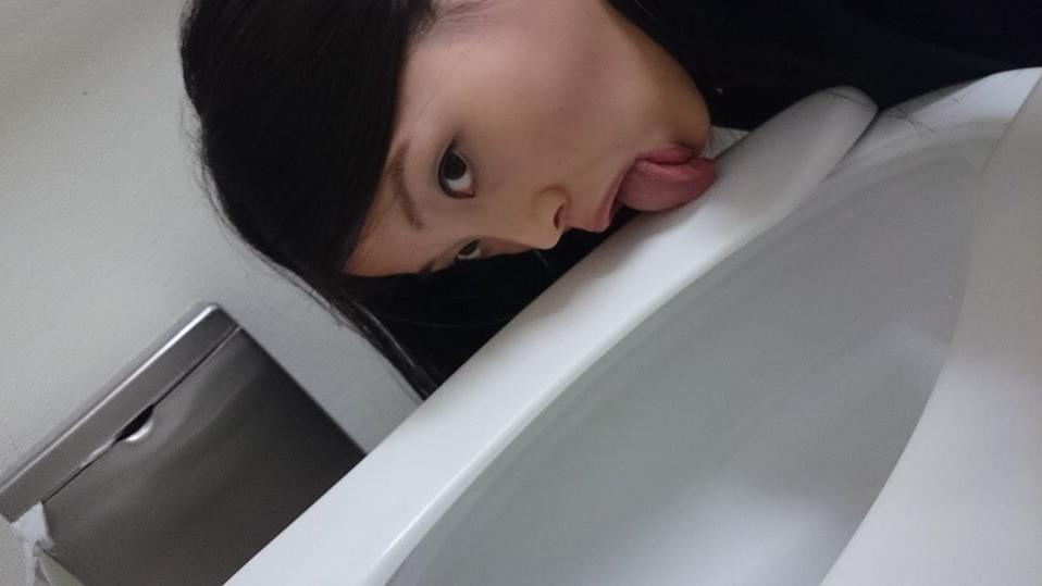 12P Slut Taiwanese
