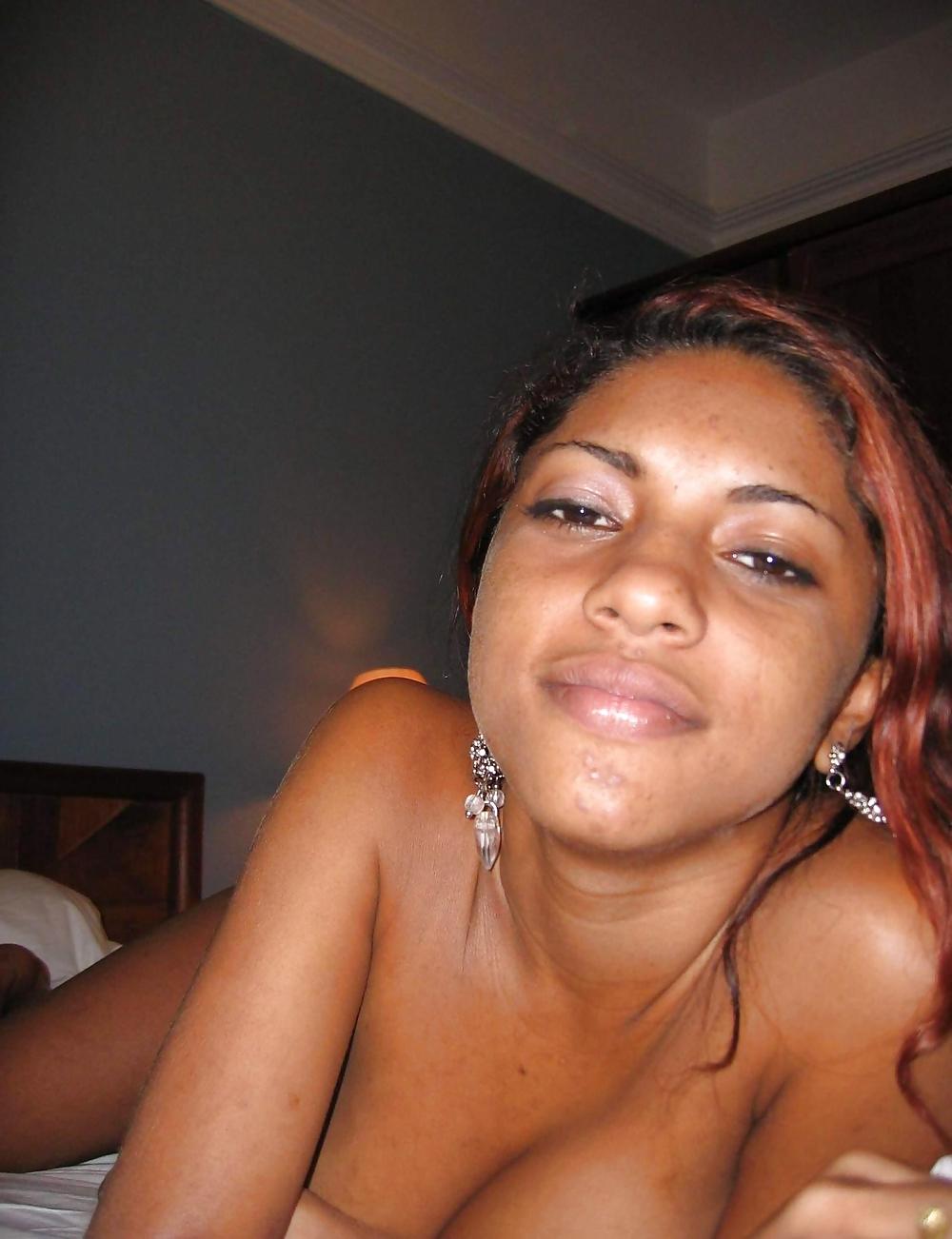 22P 2 HOT EBONY GIRLS