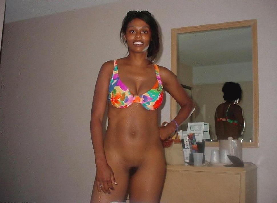 19P Hot Ebony Mamas