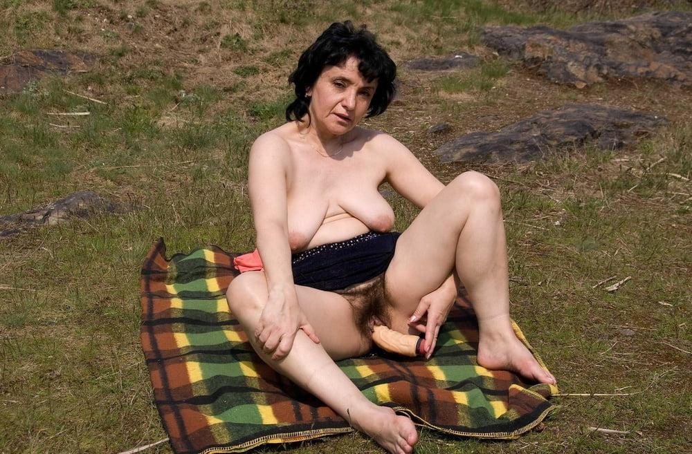 24P Mature Slut Sandra