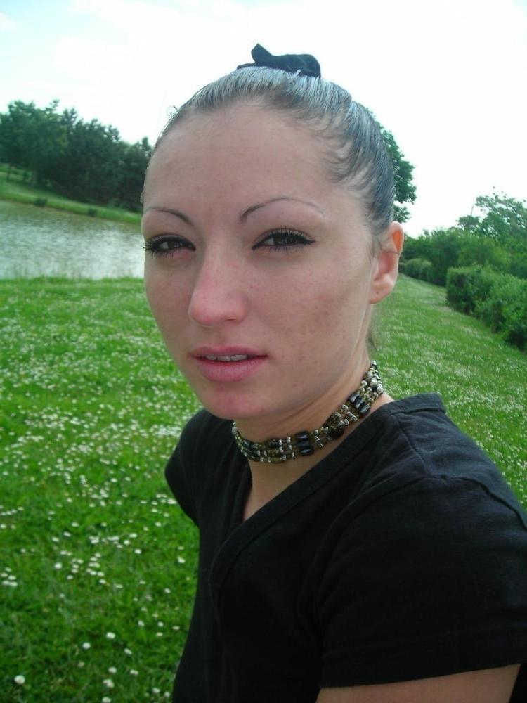 25P Slut Amanda
