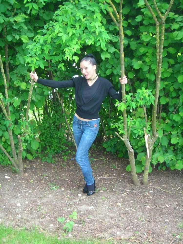 25P Slut Amanda