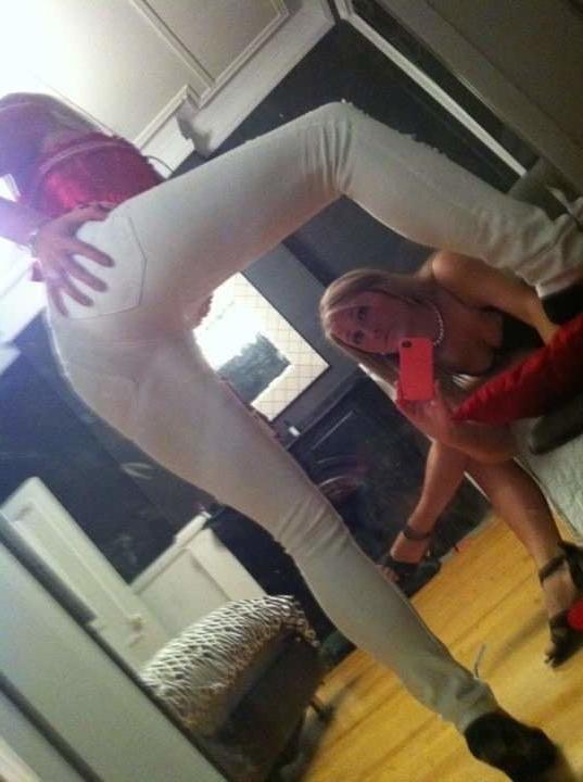 17P Local FB Slut (HungHot25)