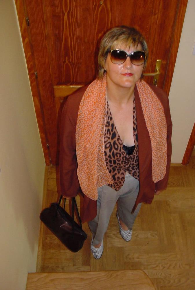 25P Old Slut Frida