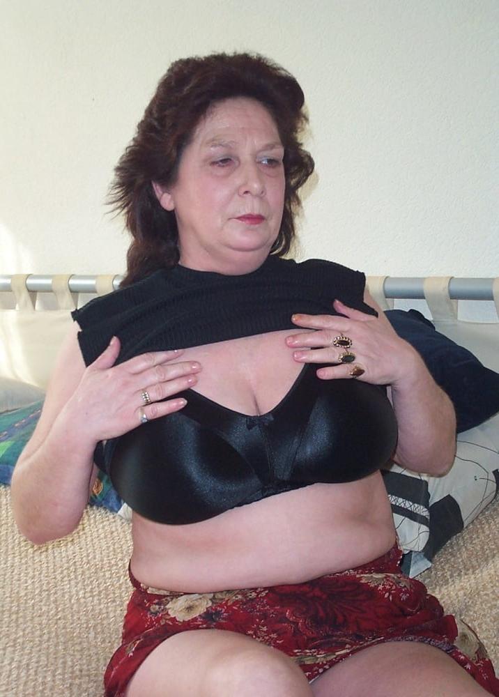 25P Old Slut Trudi