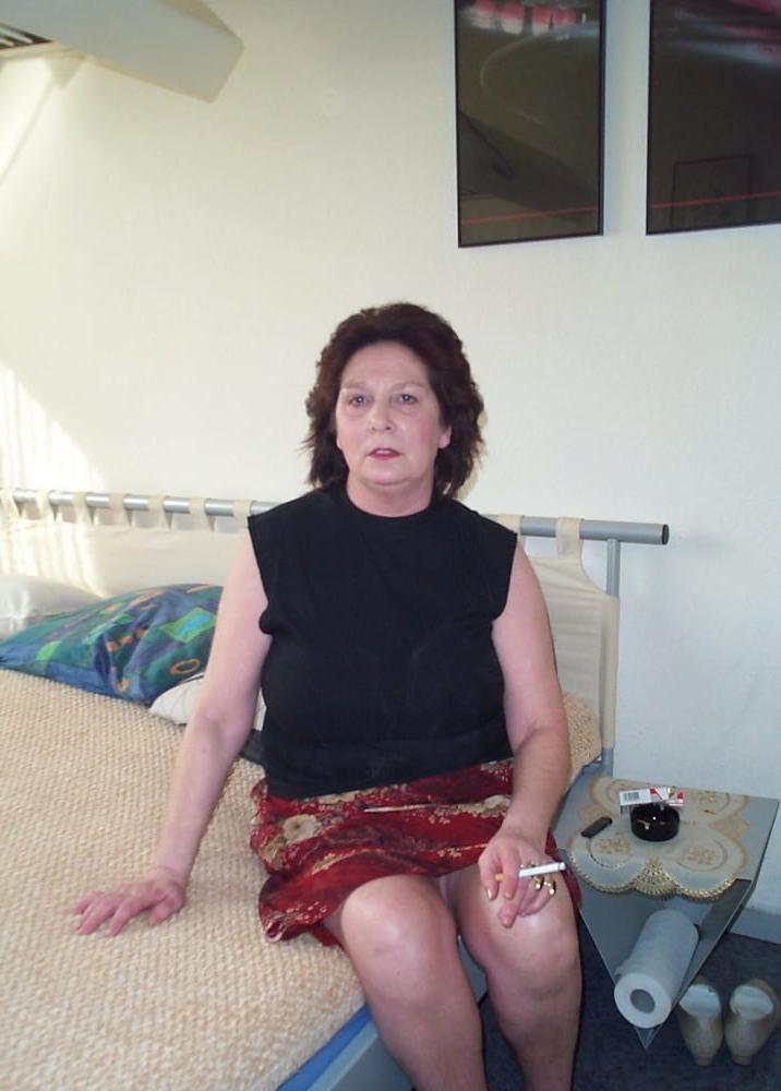 25P Old Slut Trudi
