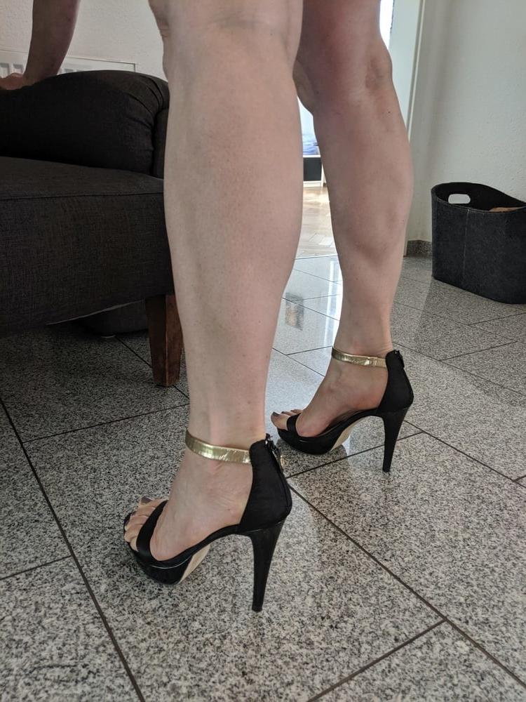 25P Christine sexy slut