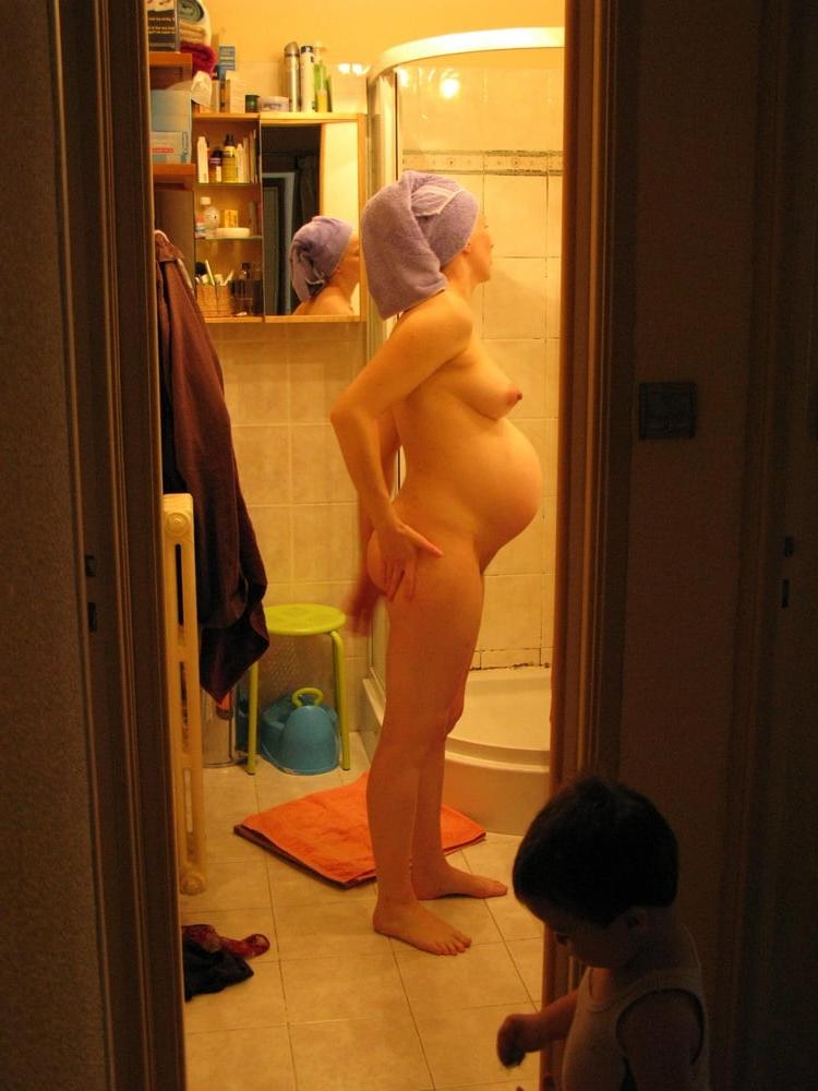 12P Sperm slut 235