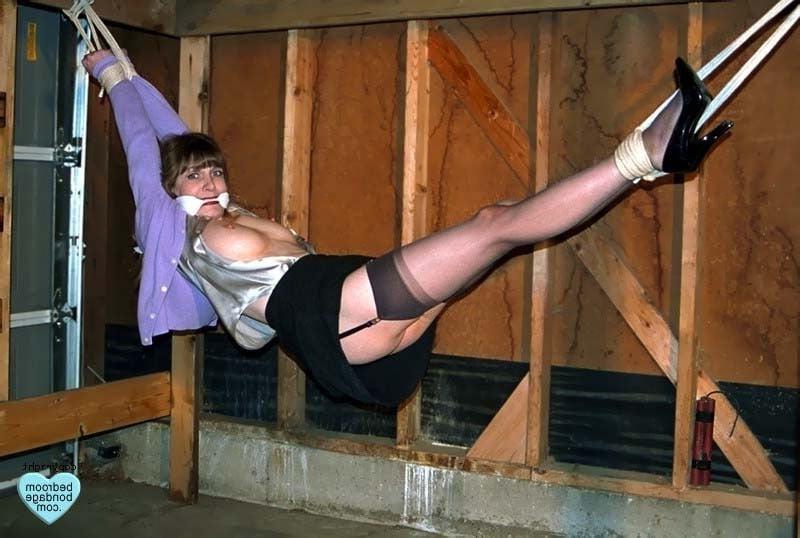 25P Bondage 6