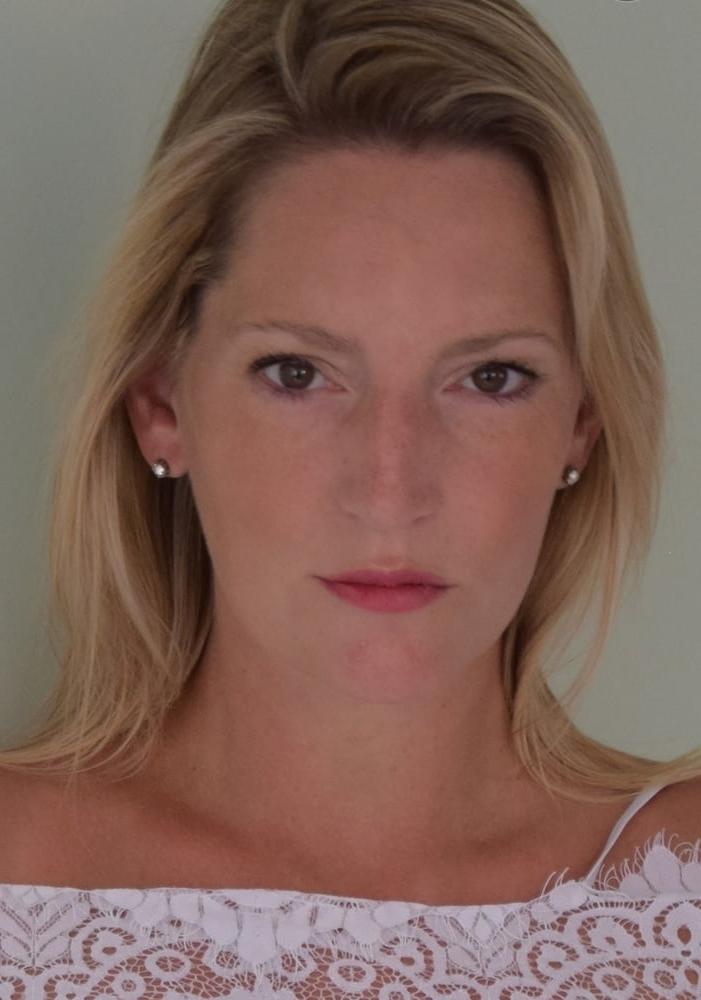 21P Lorraine, sexy UK MILF Slut