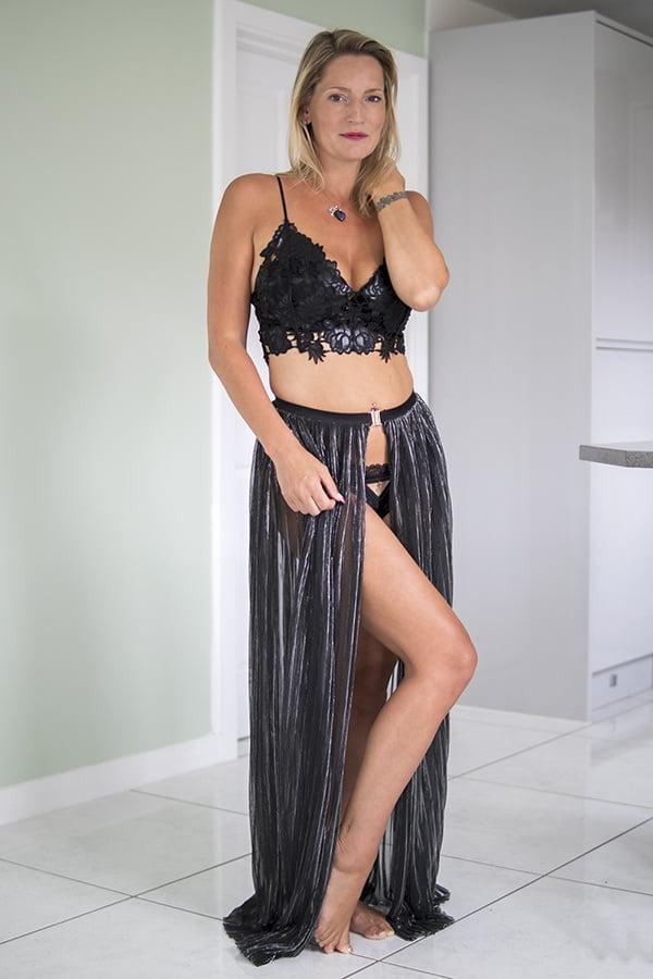 21P Lorraine, sexy UK MILF Slut