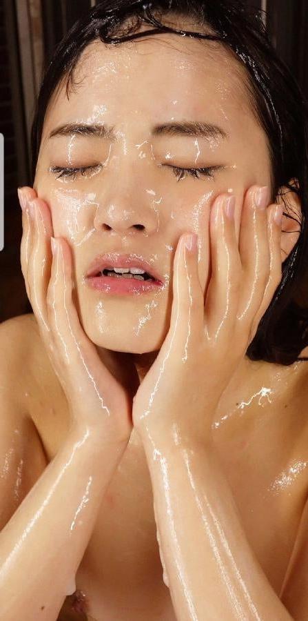 25P Asian slut 4