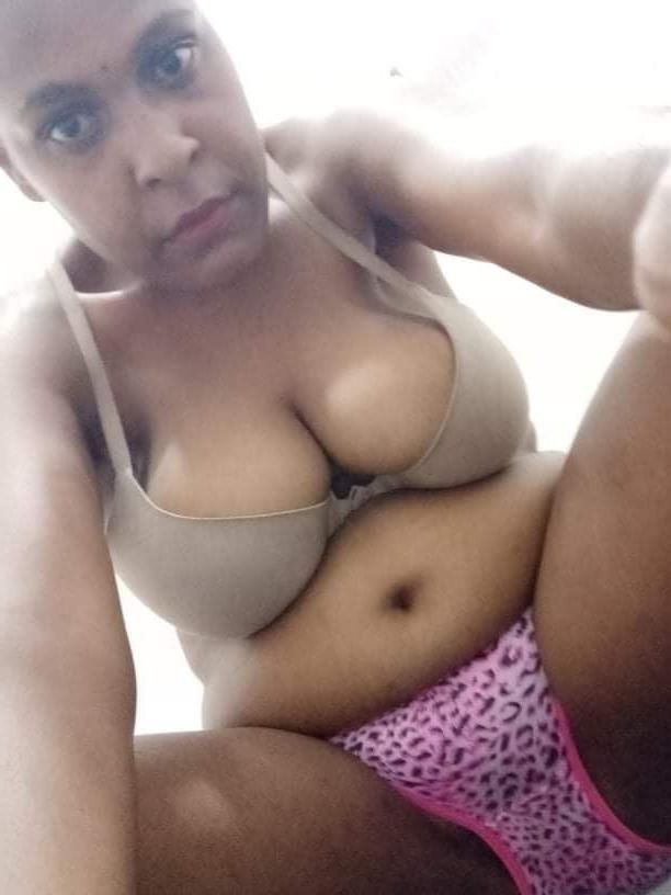 25P Fav Slut blo u
