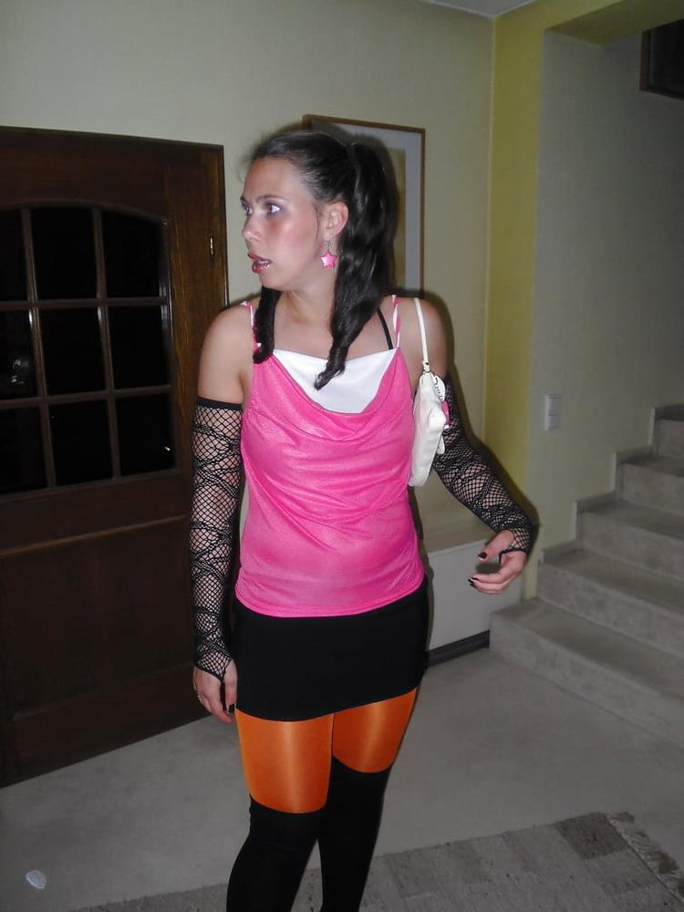19P Exposed slut