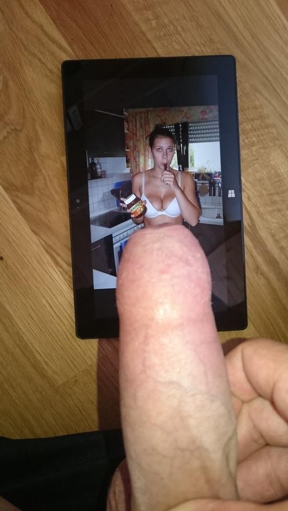 19P Exposed slut