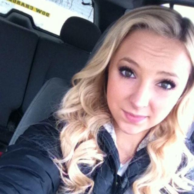 7P MacKenna Hartman Chat Slut