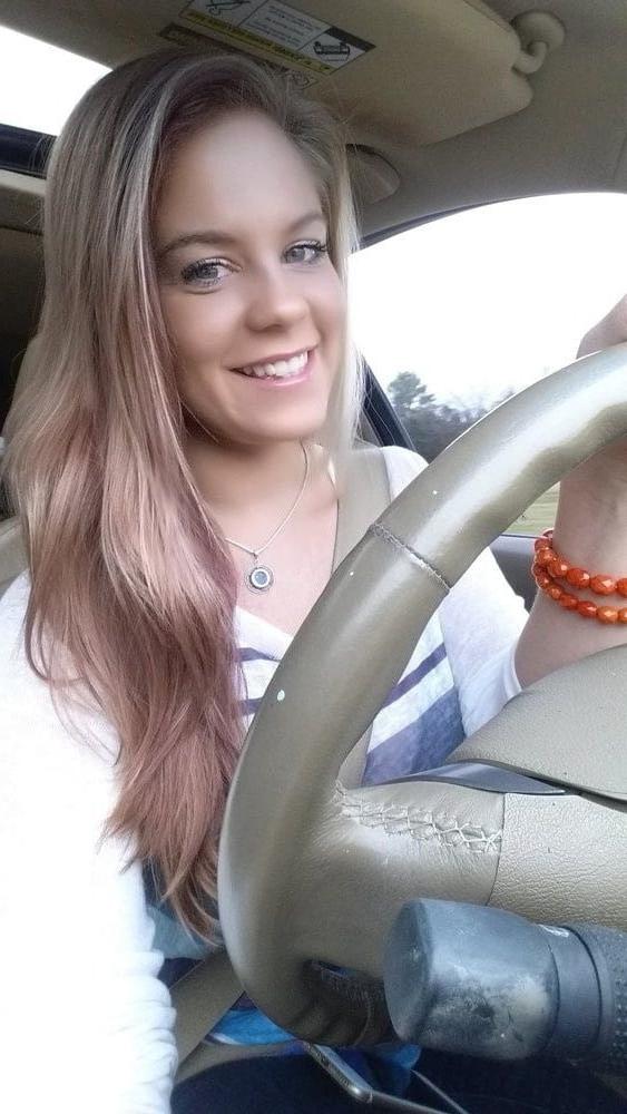 25P Exposed Slut Chloe