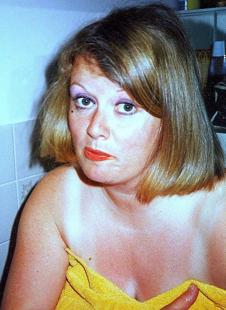 25P Mature Slut Workers