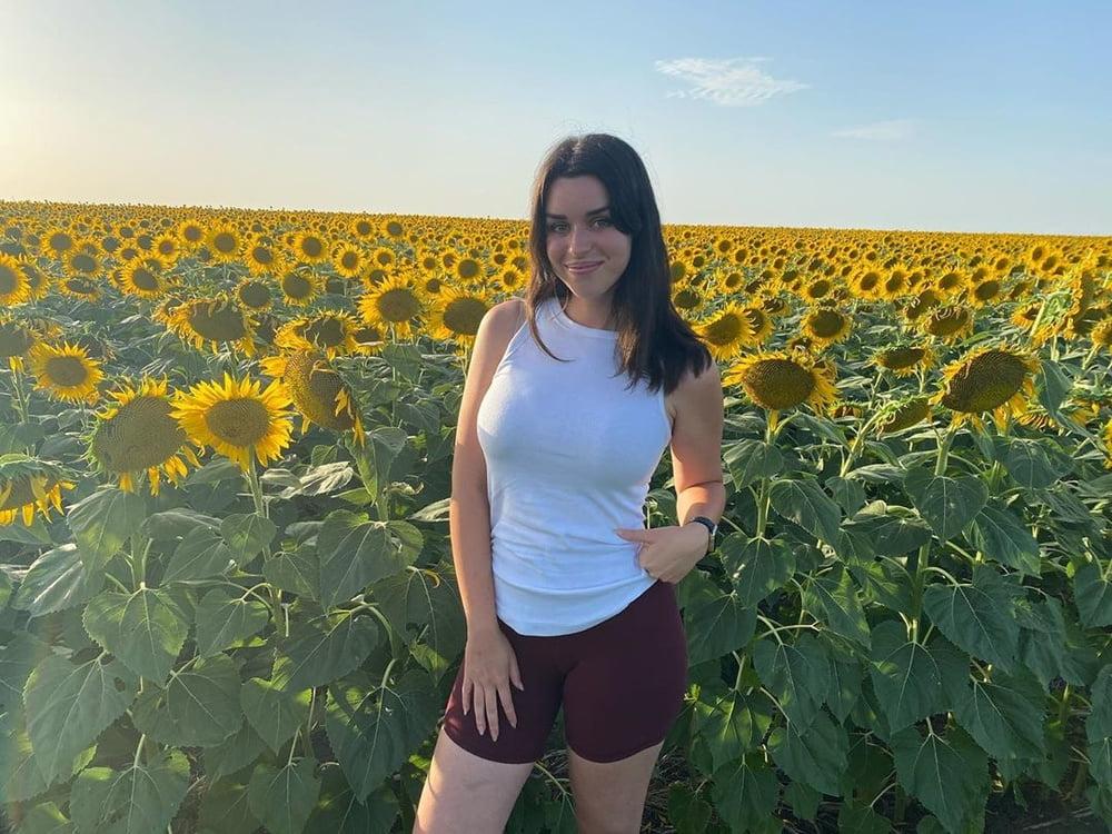 25P Payton sexy slut