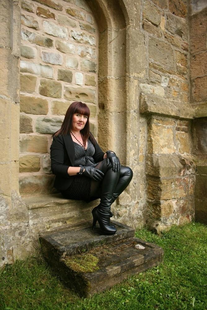 20P Angie, sexy UK MILF Slut