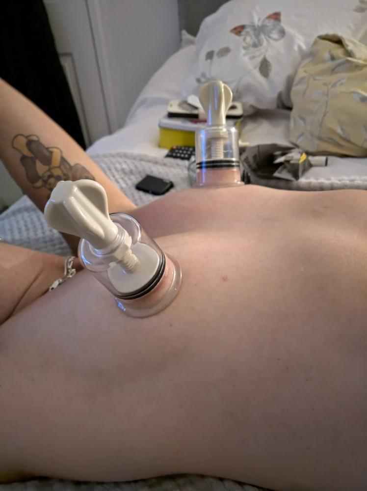 25P Bondage housewife 1