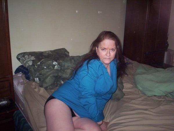25P dressed slut aunt