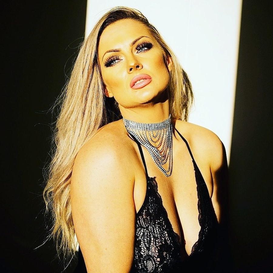 22P Christina, sexy UK Slut