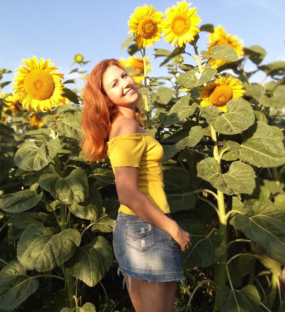 25P redhead slut