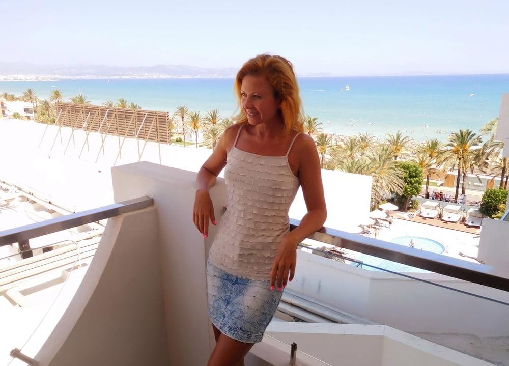 25P redhead slut