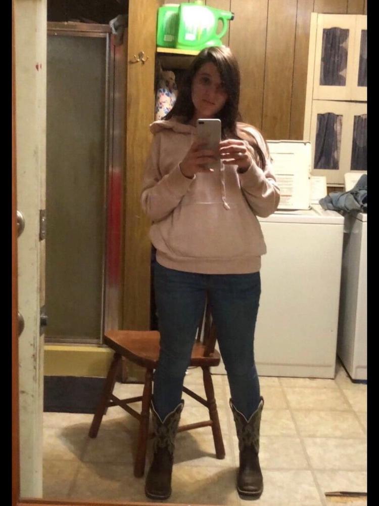 25P Exposed slut