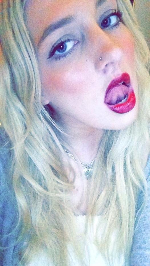 25P Rb sweet slut